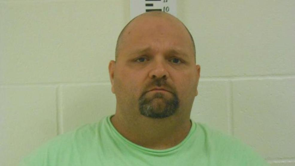 Man accused of having 3 wives is in custody in Ohio