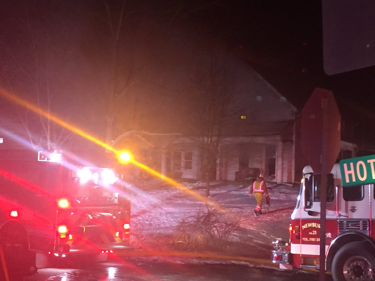 House fire on Hotchkiss Rd in Newbury; Geauga County deputy got 2 people out   
