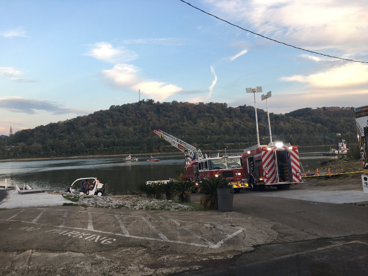 At the Ludlow Bromley yacht club where a barge collided at about 6:15 AM with the docs and other structures caring them hundreds of yards up river. No one hurt, but lots of damage. 