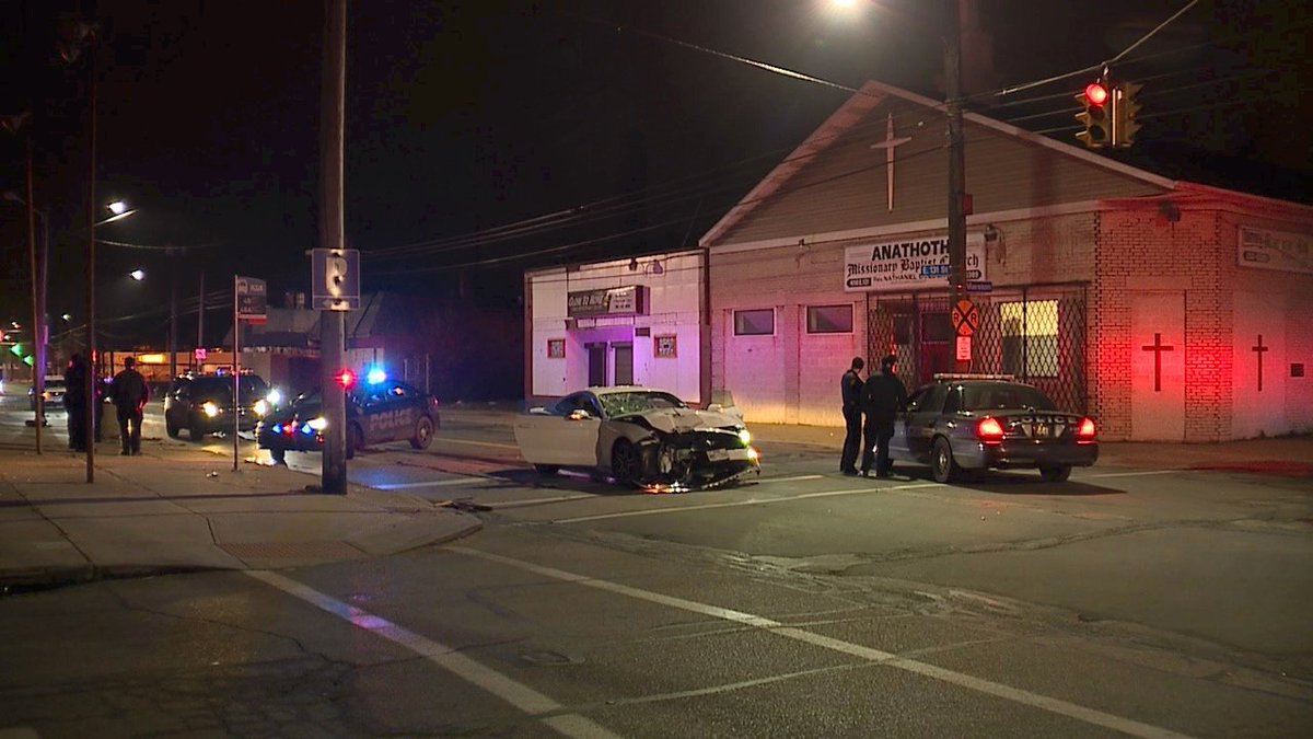 Crash on East 131st north of Miles in Cleveland.  Garfield Heights here suggesting this may have been a pursuit. Looks like a brand new Mustang with rental boxes in the windshield. Alcohol bottle on the roof