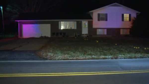 A teen girl was shot Monday night in what the Warren County Sheriff's Office is now saying appears to be an accidental shooting.
