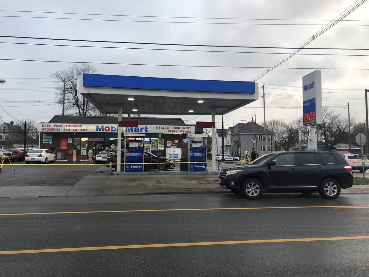 CPD on scene of a deadly shooting on Parsons Ave. Here's a look at the scene.