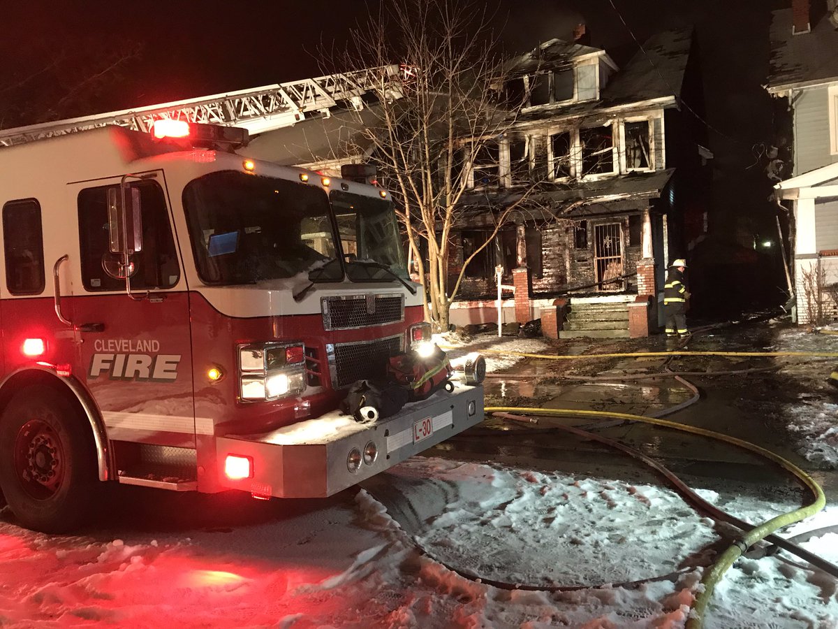 Alarm on Parmelee east of E.93. Well-involved house with 2 exposure houses also involved. No injuries reported. Crews making progress