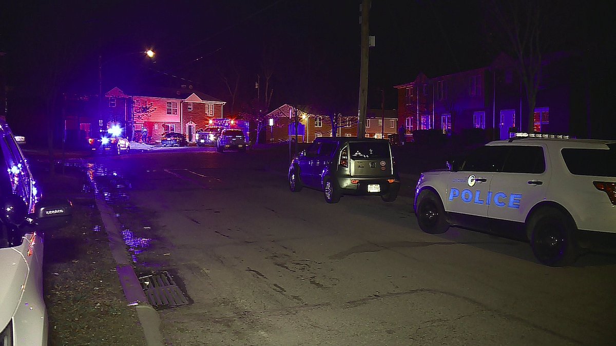 Man shot in the leg in the 3600 block of Northdale Place in Kennedy Heights. Transported to UCMC with non-life-threatening injuries.