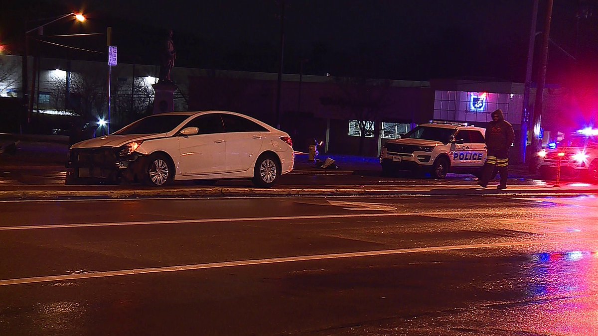 Cincinnati Police car struck on Reading Road near Seymour, no injuries reported