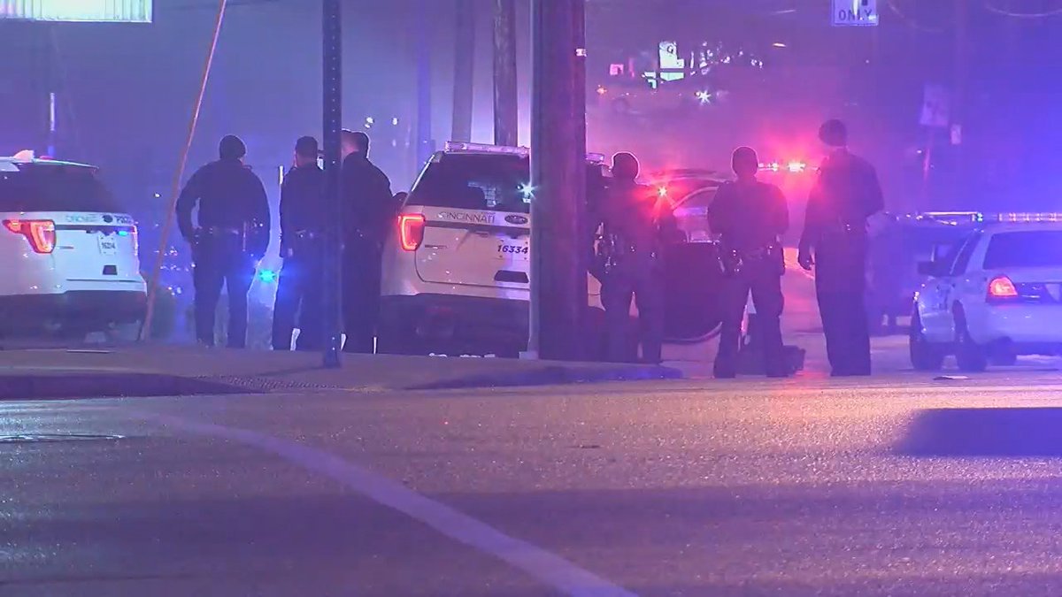 Westwood SWAT standoff in apartment complex  