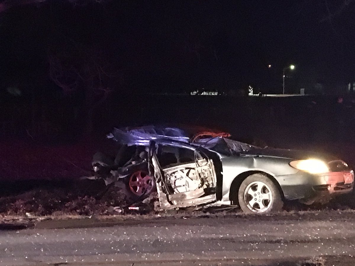 Driver swerves to avoid deer, hits bike path sign, then tree instead
