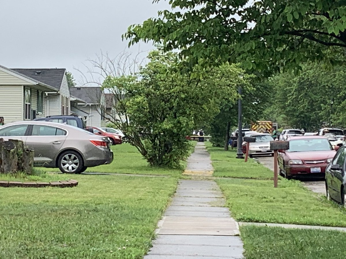 Sources tell 1 Columbus police officer has been shot, another injured along Chelford Drive.   No conditions confirmed.  Incident occurred within the last hour