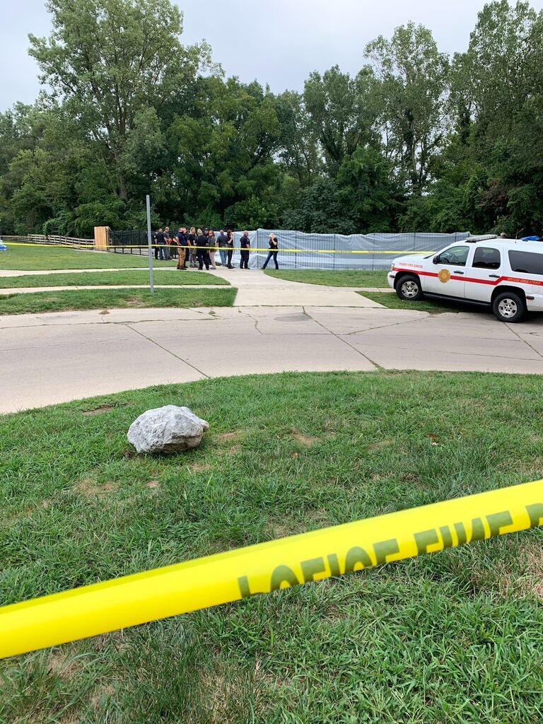 The Scene At Hunters Ridge Apartments Right Now Appears To Be A Development In Search For Missing 3 Year Old Braylen Noble Pool Area Cordoned Off Toledo