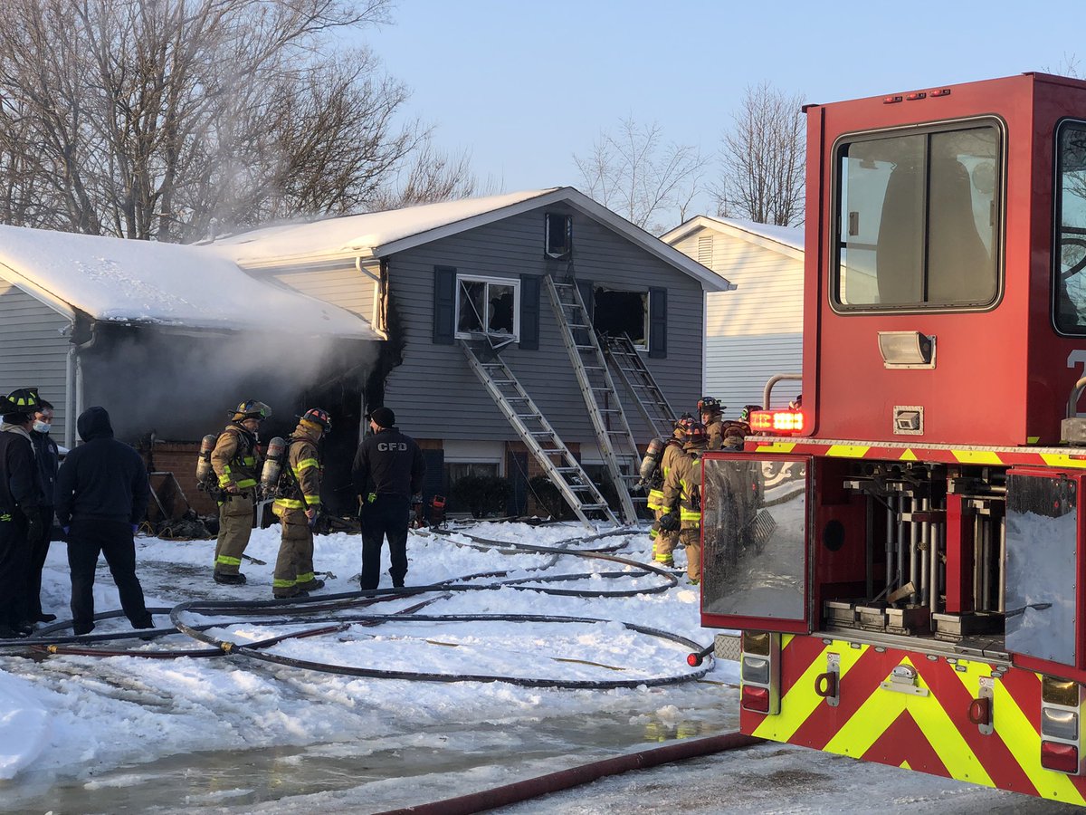 @ColumbusFireEMS are on scene of a house fire right now in the 3000 block of Glenshaw Ave. working to get more information. House severely burned. Heavy firefighter presence.