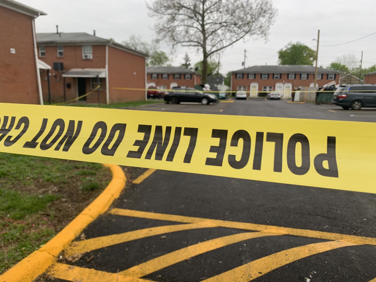 @ColumbusPolice are investigating the third fatal shooting in less than 12 hours across the city.   A man is dead in an SUV in the parking lot of the Oakland Village Townhomes.    No word yet on his identity or any suspect information