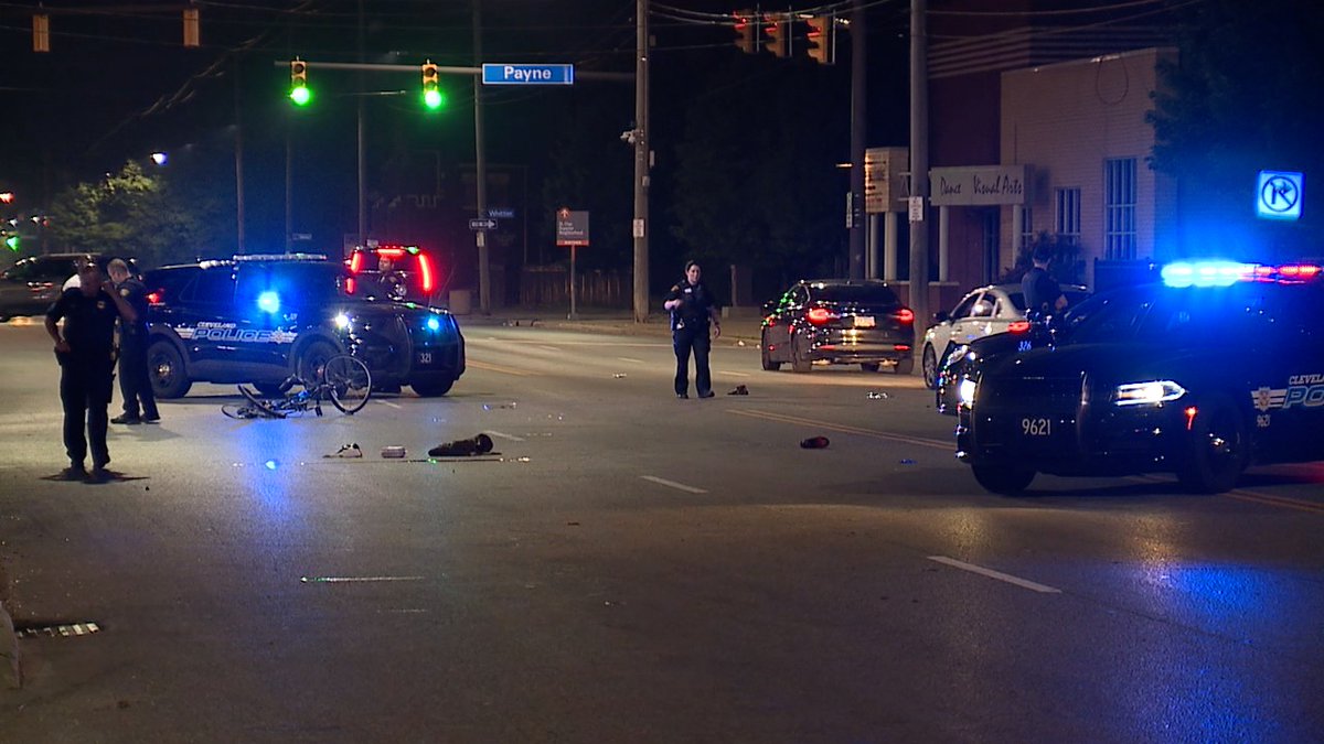 It has been a very busy night in Cleveland. The number of shootings is unknown at this point but it has to be over a dozen. Here's one that wasn't a shooting. This scene was on E55th near Payne. EMS took one person in an unknown condition from the scene