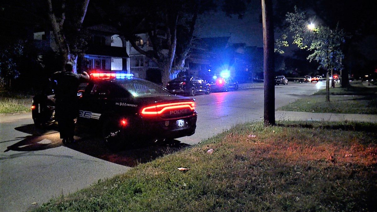 A look at the scene from overnight of a shooting in cleveland—two people shot—146/Bartlett