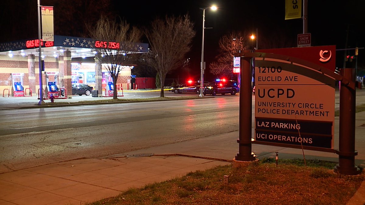 Two gas station shootings in Cleveland overnight. At 11p a 27yo man was shot at the Gas USA on Euclid across the street from UCPD HQ. The second one, a 60yo man was shot around 1:30a at the Rapid Stop (not RTA) at Payne & E55th. Both were transported to UH in serious condition