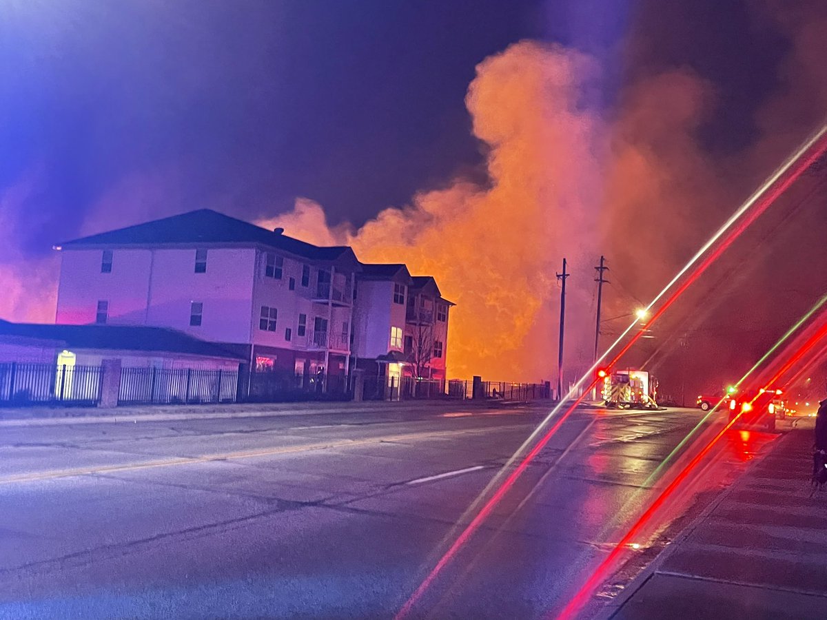 Massive fire right on Mentor Ave in Willoughby.  The residences at chagrin river walk III being built