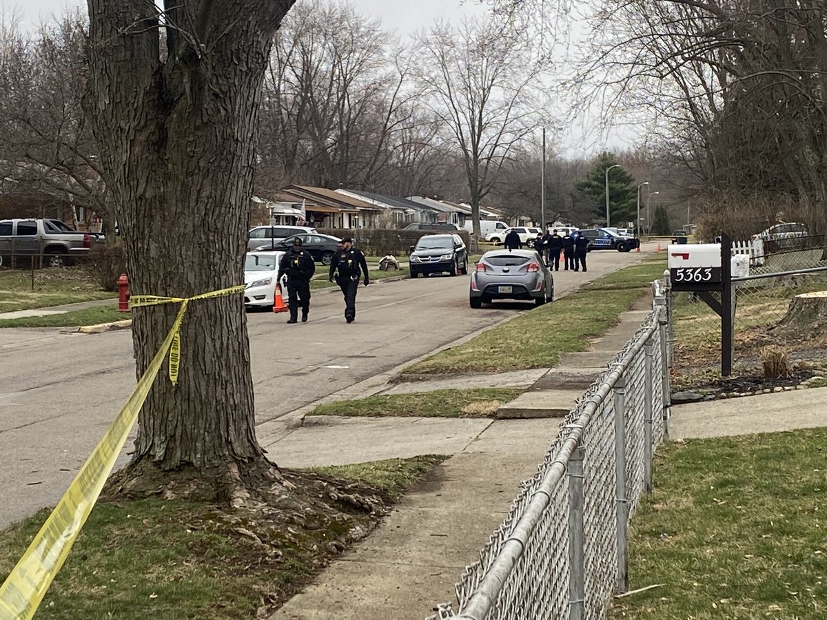 A detective with @OHFCSO tells this was a drive-by shooting. One person was grazed by a bullet, but they were treated at the scene and are expected to be okay.