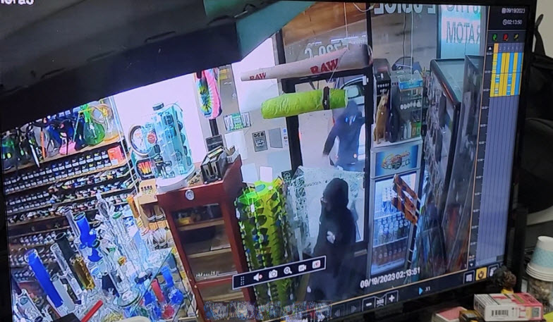 Cincinnati police search for suspects who fled break-in at Up In Smoke vape and tobacco shop early Tuesday. police to be on the lookout for the suspects and the getaway vehicle, particularly in Delhi and Green townships