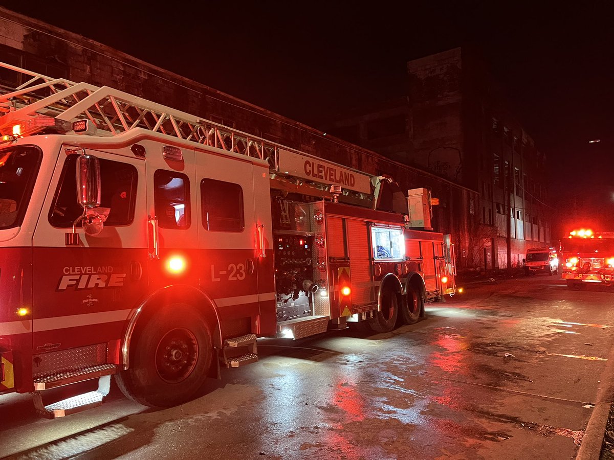 Crews from 3rd/4th Battalion responded to 7275 Wentworth for a fire in an abandoned factory. The rubbish fire was quickly put out. As a precaution, Haz-Mat specialist responded and found nothing. The cause is under investigation. No injuries reported