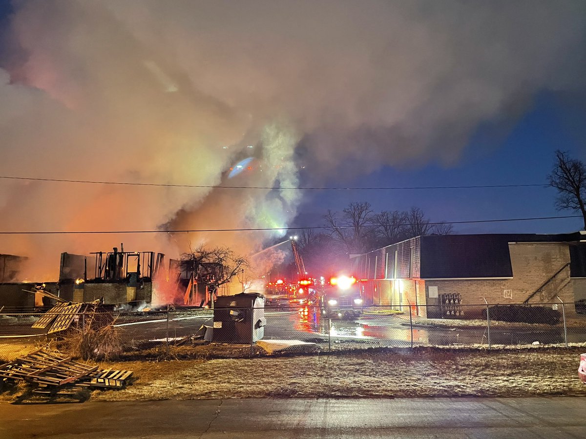 Columbus Fire says no reported injuries so far. This is an abandoned 2-story apartment building. Crews say the fire started. Crews working to put out this massive fire at an abandoned apartment complex in North Columbus.