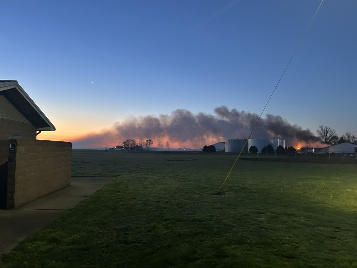 Fire at an agricultural company in Mount Sterling. Crews are on scene working to contain fire