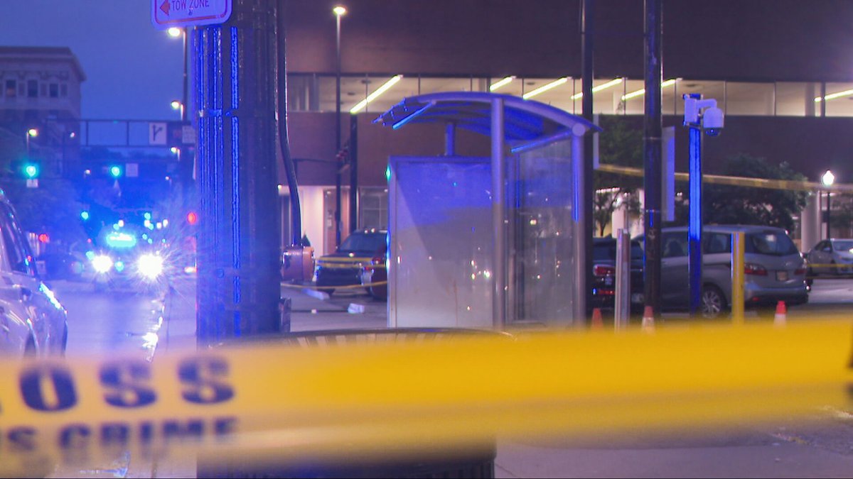 Man stabbed in Downtown Cincinnati, police say suspect in custody: