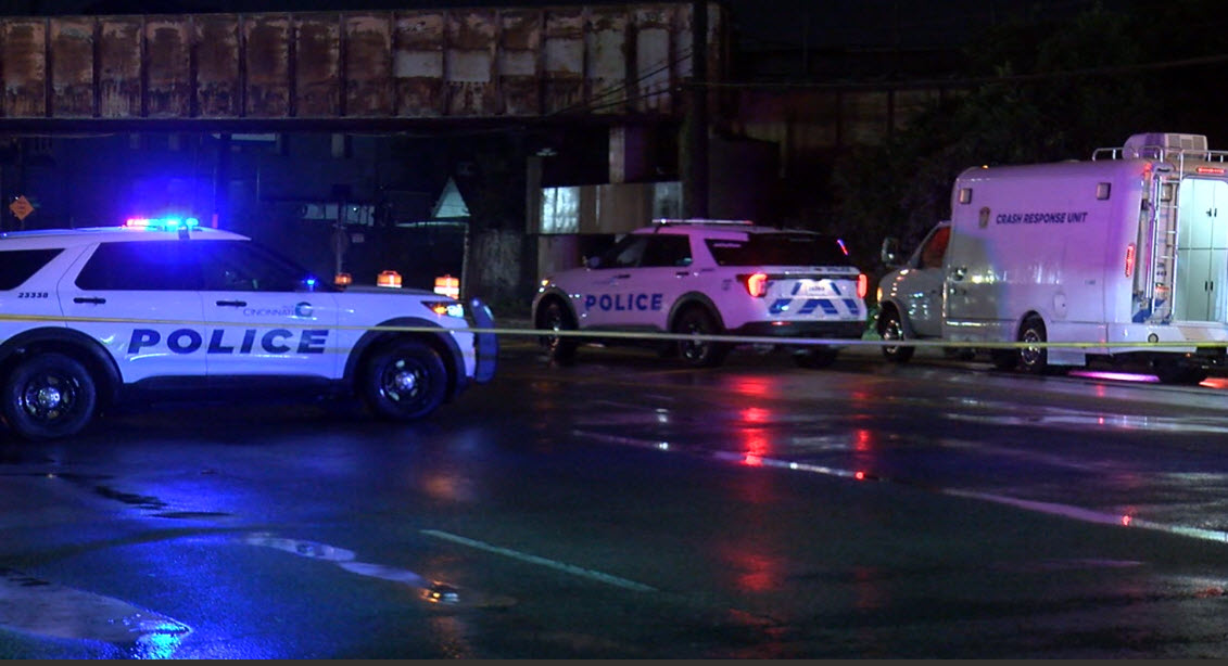 Driver killed in Cincinnati crash overnight