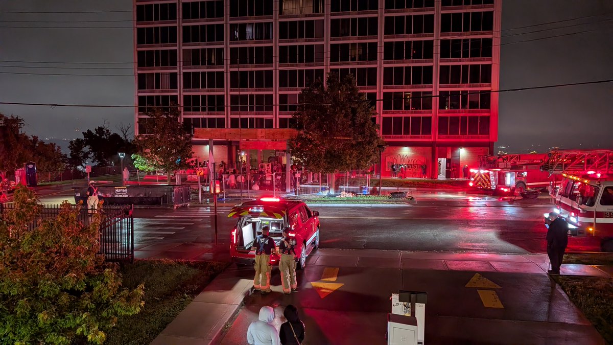 150 residents evacuated from Cincinnati high-rise fire
