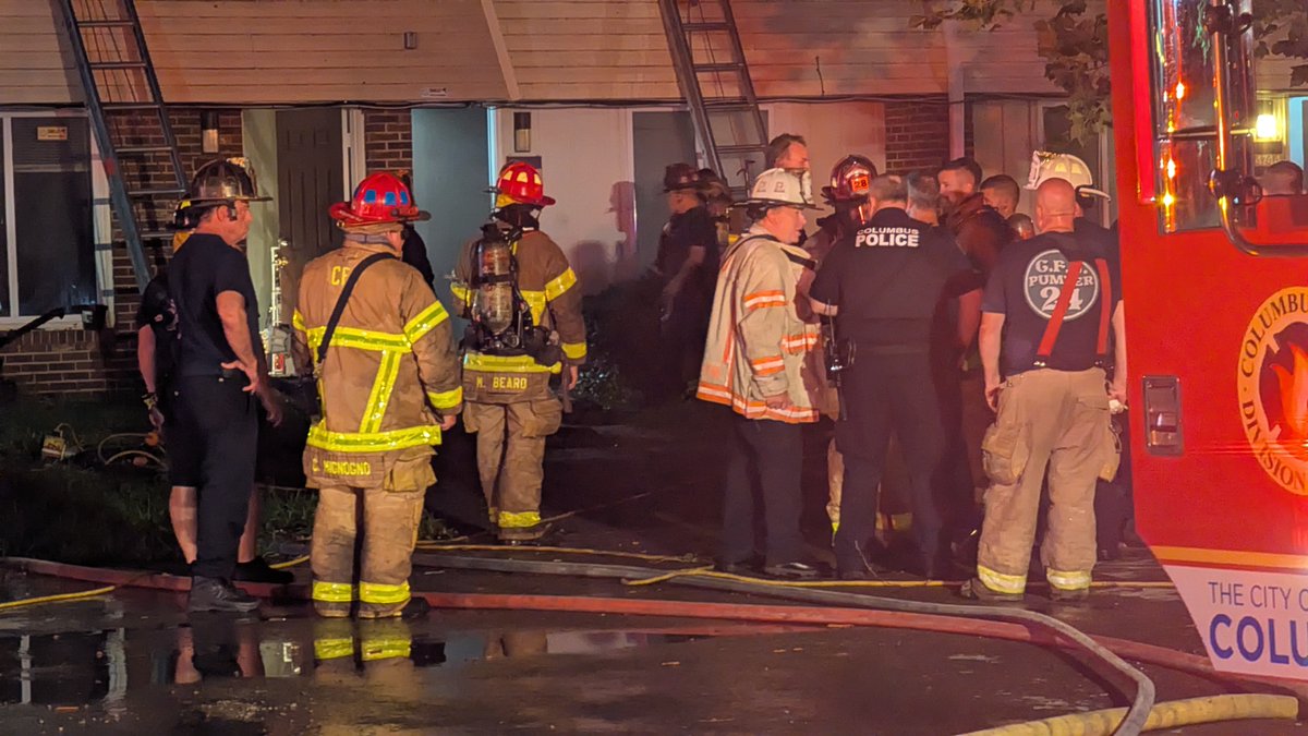 Crews battle townhome fire in north Columbus