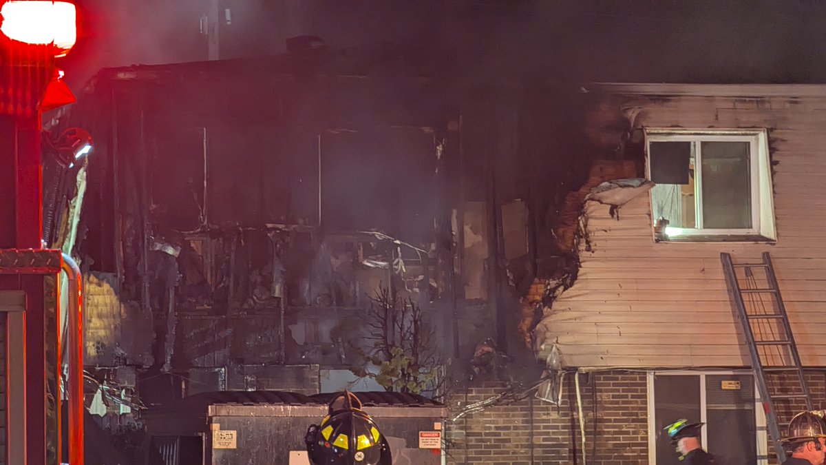 Crews battle townhome fire in north Columbus