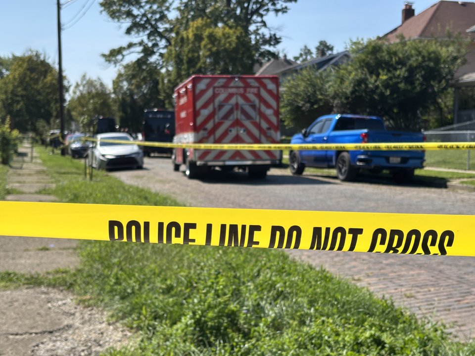 Shots fired at officers serving narcotics warrant; 17 detained, no injuries reported