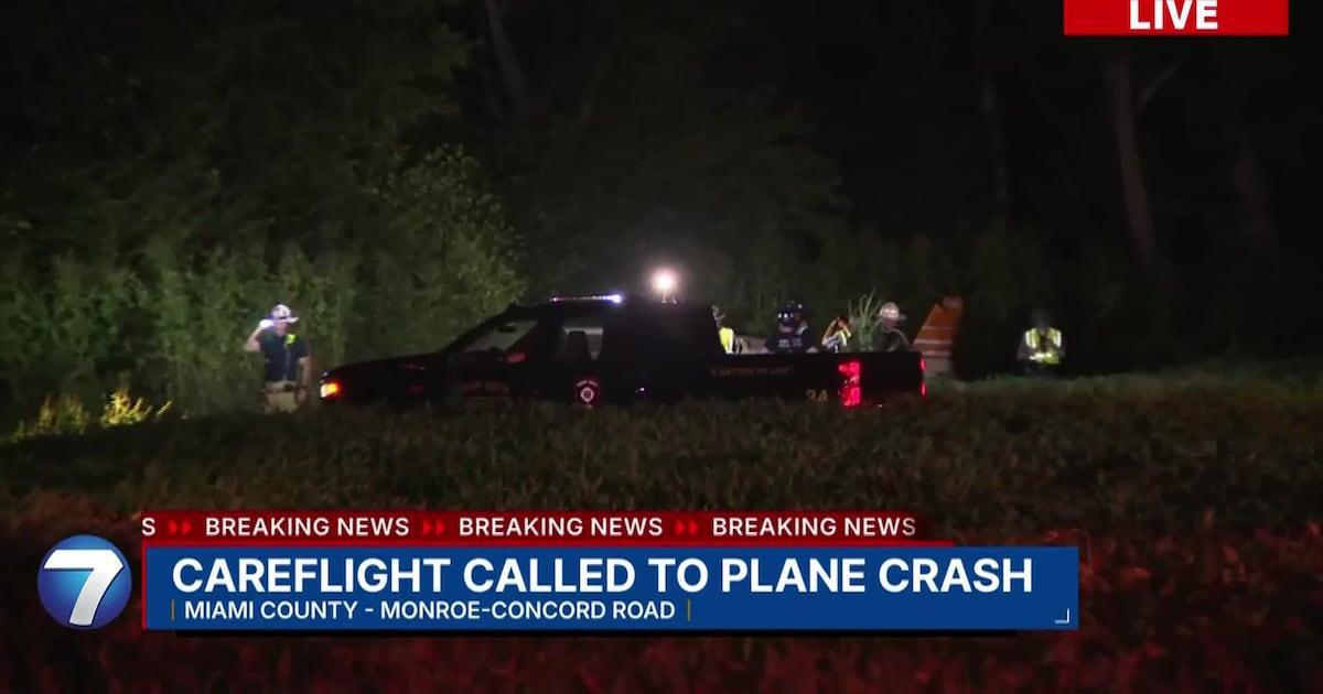 3 hurt, including 2 juveniles, after plane crash in Miami County
