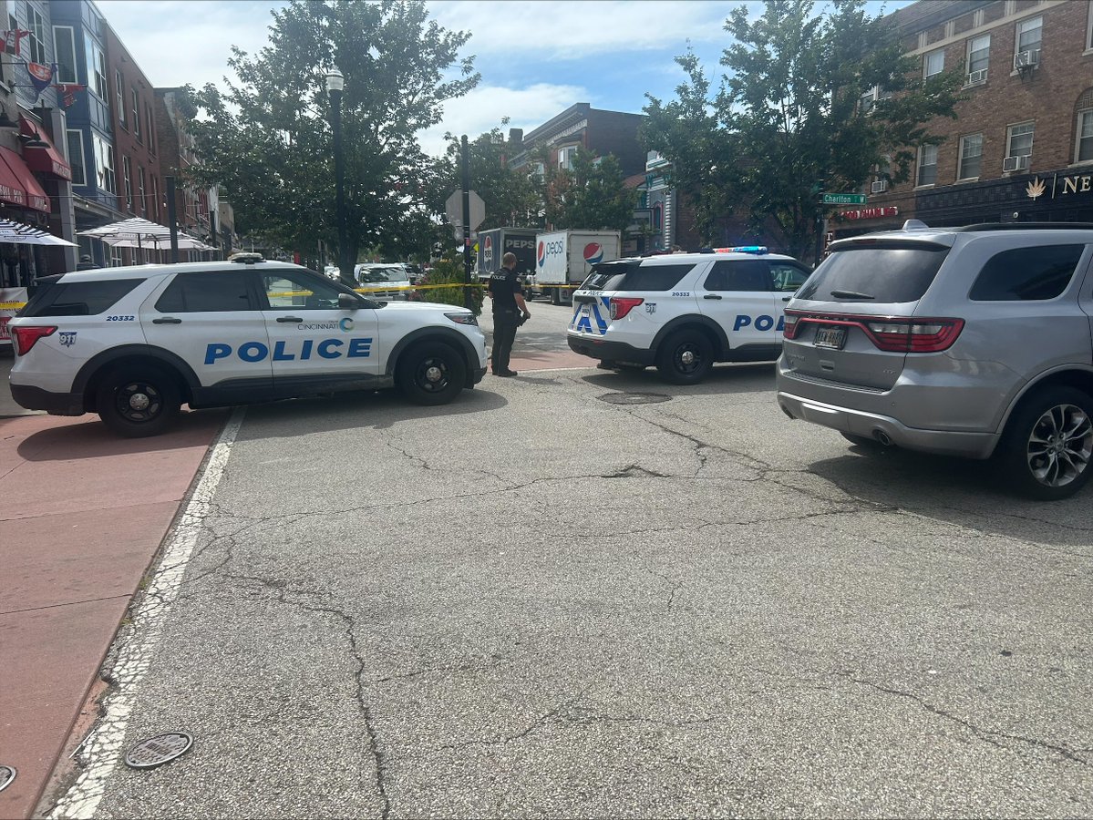 Officers shut down Short Vine Street between Charlton and East Daniels streets around 12:45 p.m. A UC alert was also sent out to the community, citing an “emergency.”